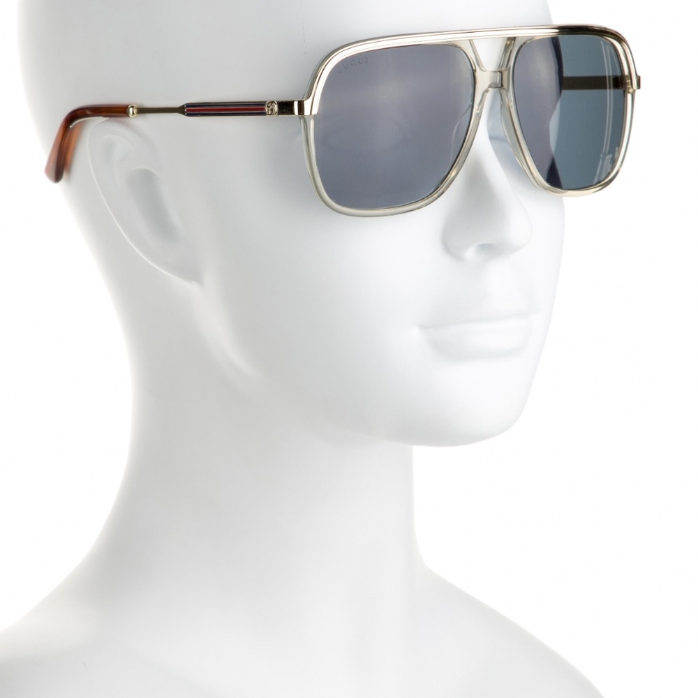 Meet your Posher, Sullivan